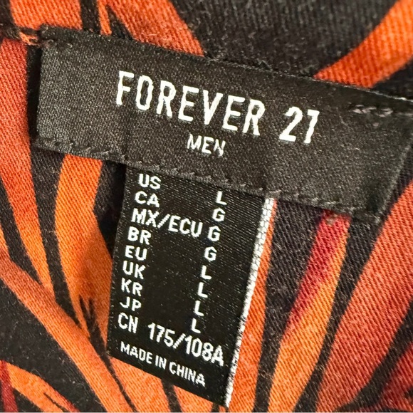 Forever 21 Palm Leaf Jungle Tropic Print Short Sleeve Casual Button Down Shirt L - Picture 6 of 6